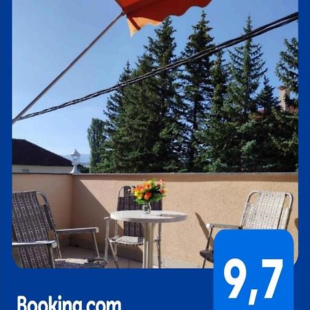 Apartman Bor Лівно Екстер'єр фото