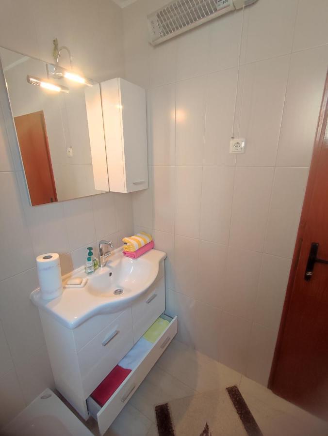 Apartman Bor Лівно Екстер'єр фото
