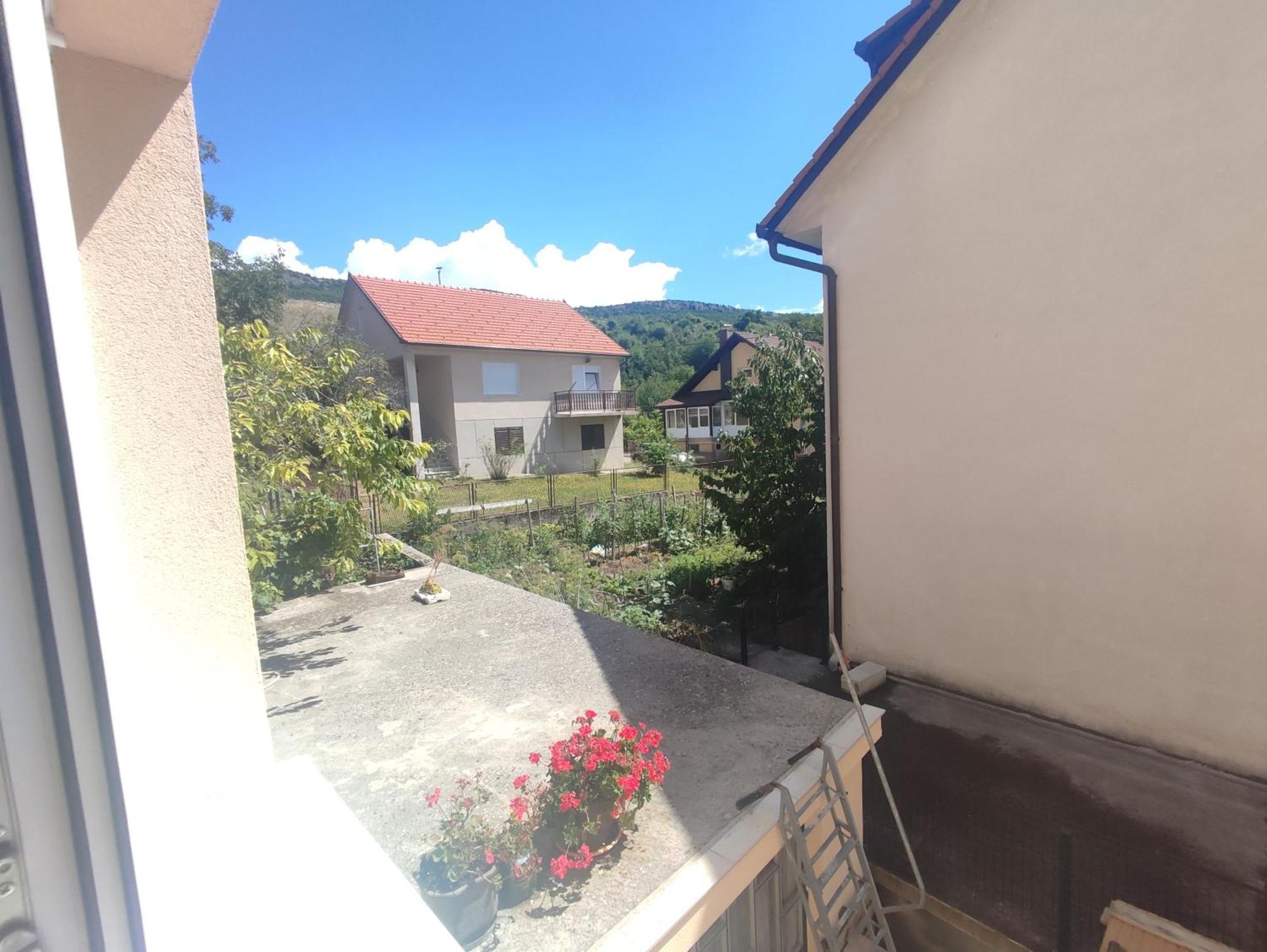 Apartman Bor Лівно Екстер'єр фото