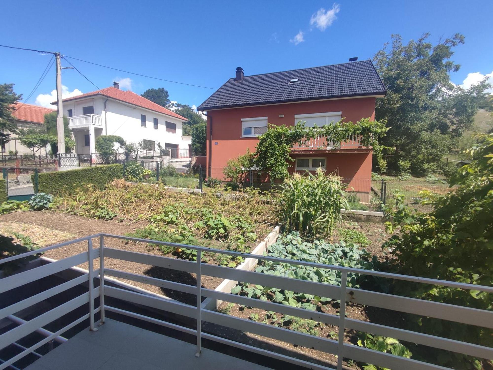 Apartman Bor Лівно Екстер'єр фото