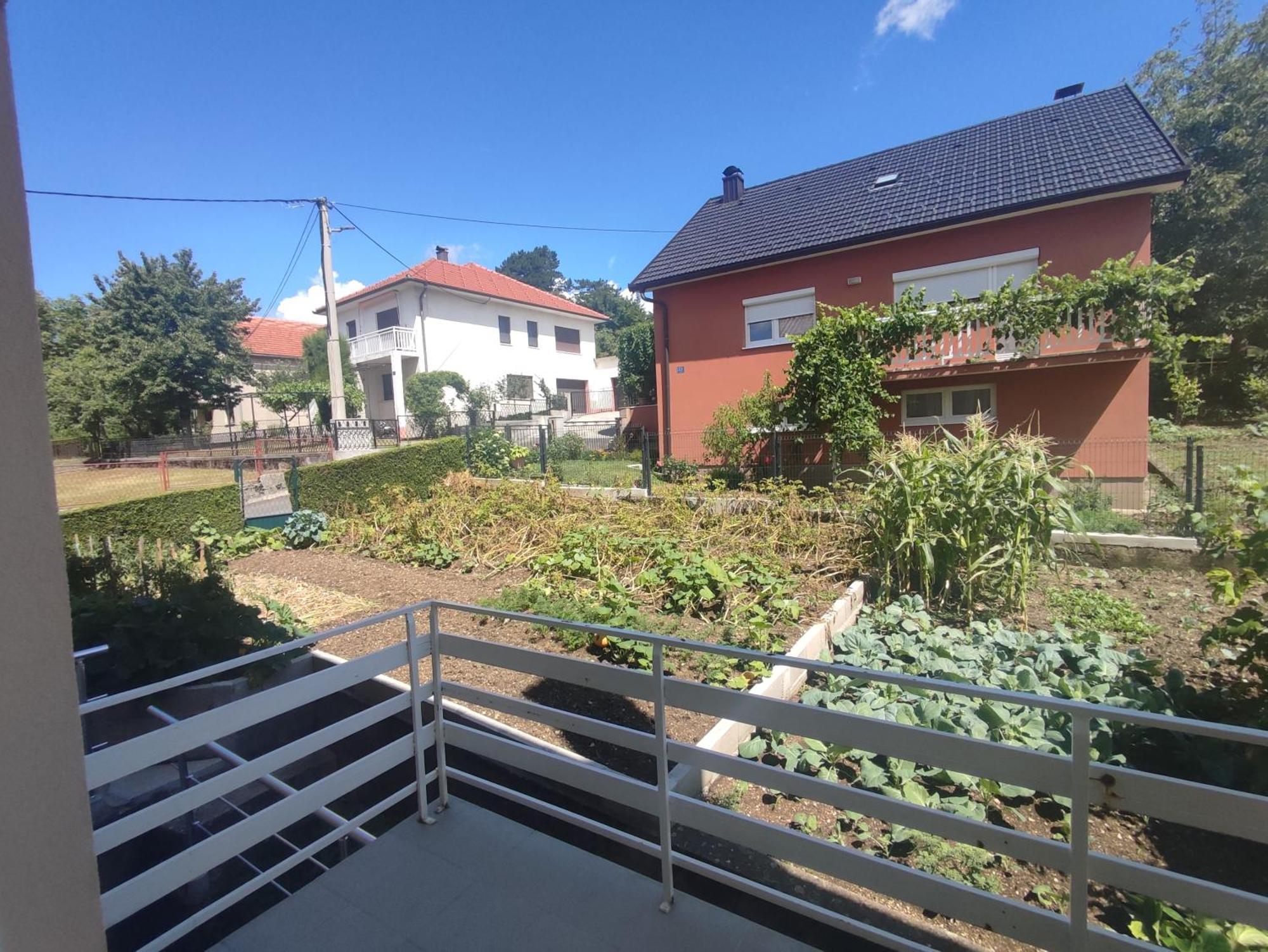 Apartman Bor Лівно Екстер'єр фото