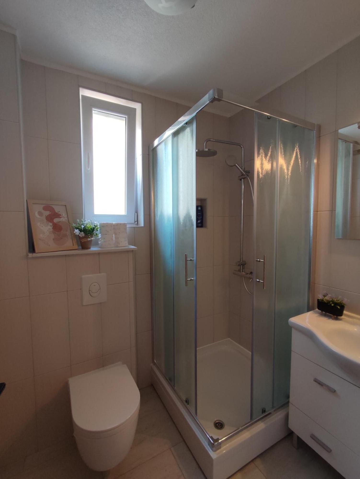 Apartman Bor Лівно Екстер'єр фото