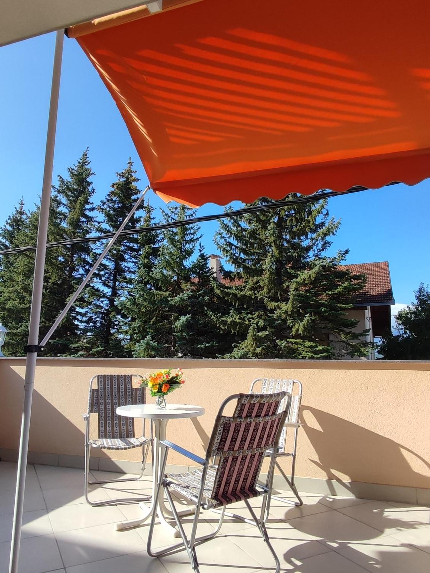 Apartman Bor Лівно Екстер'єр фото